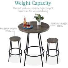 Juego de Comedor de 3 Piezas, Mesa Redonda de Altura de Mostrador de 24.5 Pulgadas con 2 Taburetes Altos, Diseño Minimalista de MDF y Marco de Metal, para Cocina, Desayuno, Apartamento y Espacios Pequeños - Gris Oscuro - Ver 2