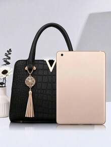 PLANEE Women PU Leather Vintage Crossbody Bag, Fringe Decorated Handbag, Large Capacity Shoulder Bag - Black - View 3