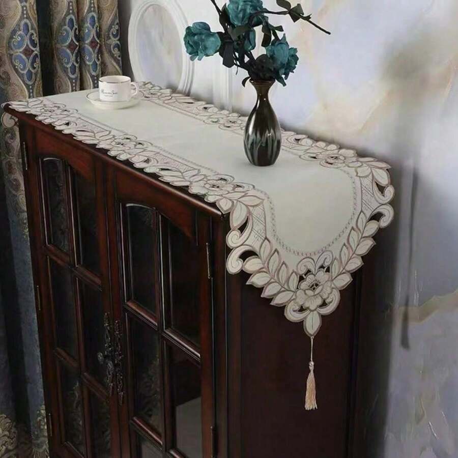 قطعة واحدة من مفرش طاولة مطرز يدويًا بتصميم زهري مجوف، مفرش طاولة من ألياف البوليستر مطرز مجوف مقاوم للغبار بأسلوب ريفي، مناسب للخزانة وطاولة الطعام وطاولة القهوة والديكور المنزلي اليومي والزفاف والحفلات والعطلات - أبيض - مشاهدة 1