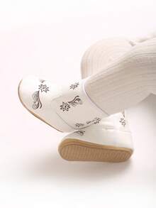 Vintage Floral Embroidered Baby Western Style Leather Boots, White Soft Sole Premium Pre-Walker Shoes - White - View 5