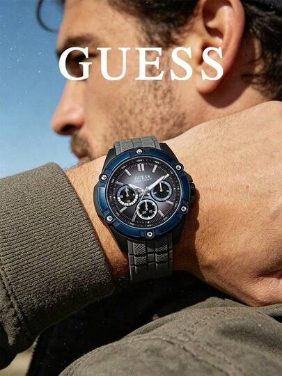 Montre Chronographe Quartz pour Hommes GUESS W1302G3, Boîtier Durable Noir & Bleu, Bracelet en Silicone Texturé Gris, Montre de Sport Extérieur Résistante à l'Eau 100m