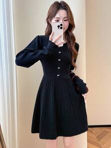 Alicedudu Gaun Sweater Rajut Wanita Elegan dengan Desain Kancing Pita, Warna Hitam Musim Gugur/Dingin - Hitam - View 1