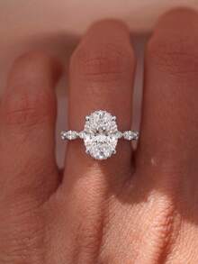 1 Carat Sparkling Oval Engagement Ring/Wedding Ring, Women's Promise Ring/Eternity Ring, Exquisite Jewelry Gift - Silver - View 4