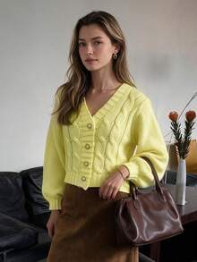 Áo cardigan croptop nữ cổ chữ V dệt vặn thừng, đính ngọc trai, cài nút trước, tay dài phồng kiểu đèn lồng - Màu vàng - Xem 4