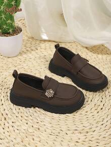 1 Pair Black Girls' Rhinestone Floral Decor PU Material Round Toe Low-Top Slip-On Thick Sole Retro Loafers, Suitable For School, Birthday Party Outfits, 2026 New Style - Brown - View 2