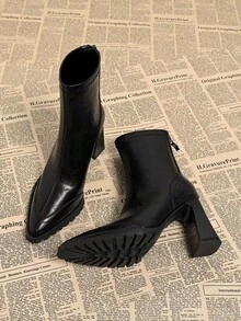 2026 New Elegant Slimming Ankle Boots, Retro Commuter Chunky Heel Elastic Boots - Black - View 2