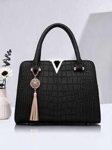 PLANEE Women PU Leather Vintage Crossbody Bag, Fringe Decorated Handbag, Large Capacity Shoulder Bag - Black - View 4