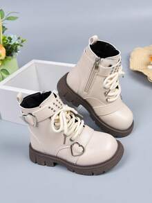 Sepatu Bot Anak Perempuan Gaya Lembut dengan Hiasan Cincin Hati dan Paku Keling, Warna Krem Putih, Sol Tebal Serbaguna, Bagian Bawah Karet Tahan Aus, Mudah Dipakai/Dilepas, Sepatu Bot Setinggi Mata Kaki untuk Musim Gugur/Dingin - Krem - View 8