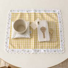 1/4pcs Korean Ins Style Yellow Plaid Classic Art Small Yellow Flower Lace Table Mat Napkin, Suitable For Wedding, Valentine's Day, Home Use And More - Multicolor - View 2