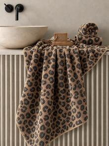 1pc/3pcs Luxury Leopard Print Jacquard Towel Set, Coral Fleece Fabric, Super Soft, High Absorbency, No Shedding, Quick Dry Hair Towel Hand Towel, Ideal For Bold Home Decor And Spa Environment - Coffee - View 3