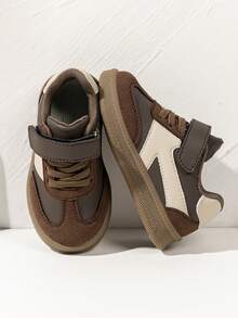 2026 New Style Kids' Patchwork Upper Outdoor Comfortable Flat Sports Shoes - Brown - View 1