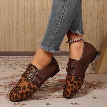 Vintage Patchwork Faux Split Toe Flat Shoes For Women, Autumn New Versatile Square Toe Comfortable Fashion Slip-On Double Buckle Loafers - Brown Leopard Print - View 2