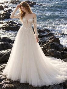 Women's Romantic Elegant Off-Shoulder Long Sleeve Wedding Dress - أبيض - مشاهدة 4