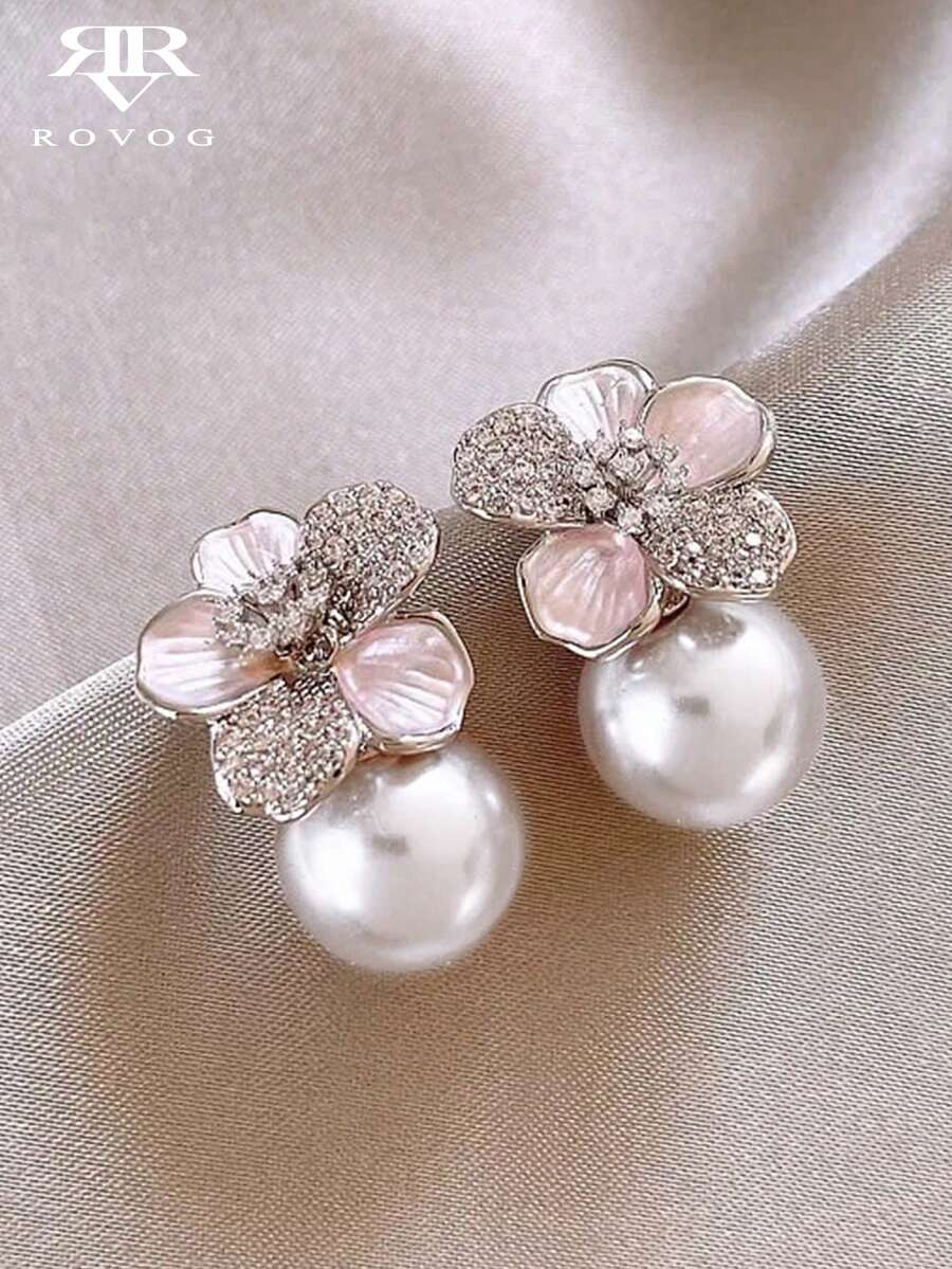1 Pair Exquisite Elegant Artificial Zirconia Flower Decor Stud Earrings Suitable For Women's Vacation And Party Wear
