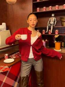 Cardigan Sweater Rajut Bergaris dengan Pita di Bagian Depan, Leher Bulat, Lengan Panjang, Kancing Depan, Potongan Pendek, Cardigan Musim Gugur Elegan Warna Merah untuk Wanita, Lembut dan Elastis - Merah - View 2
