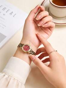 1pc Vintage Red Octagonal Light Luxury Quartz Watch For Women, Featuring A Gold Alloy Case And A Leopard-Print Metal Mesh Strap,Daily Wear& As A Gift - Red - View 4
