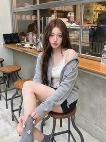 Cardigan Rajut Bergaris dengan Detail Saku, Kerah, Lengan Panjang, Kancing Depan, Potongan Reguler, Cardigan Sweater Musim Gugur Abu-abu, Atasan Kasual Elegan untuk Berlapis - Grey - View 5
