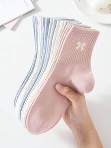 4 Pasang Kaos Kaki Wanita Motif Pita Manis Lucu Warna Polos Panjang Setengah Betis/Panjang/Pendek/Pergelangan Kaki, Kaos Kaki Putih, Kaos Kaki Minimalis, Kaos Kaki Pelajar, Kaos Kaki Kasual Nyaman Kreatif Serbaguna untuk Sehari-hari, Warna Acak, Cocok untuk Kehidupan Sehari-hari, Semua Musim Semi Musim Panas Musim Gugur Musim Dingin - MultiWarna - View 1