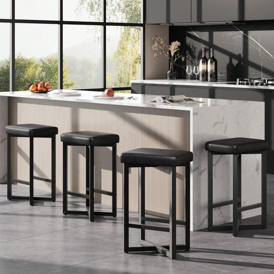 Juego de 4 taburetes de bar, taburetes tapizados de 24.6 pulgadas para barra de cocina con marco de metal y reposapiés, taburetes modernos de altura de barra con cuero PU para bar, comedor, negro - Negro - Ver 1
