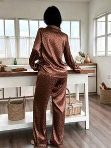 Brown Leopard Print Jacquard Women's Long Sleeve Long Pants Pajama Set - Brown - View 2