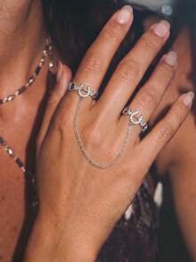 Silver Connected Finger Ring, Chain Connected Full Rhinestone Horseshoe Pendant Open Adjustable Ring, Niche Cool High-End Ring, Suitable For Daily Wear, Date, Music Festival, Vacation, Anniversary, Birthday Gift, Women's Fashion Accessory - Silver - View 1