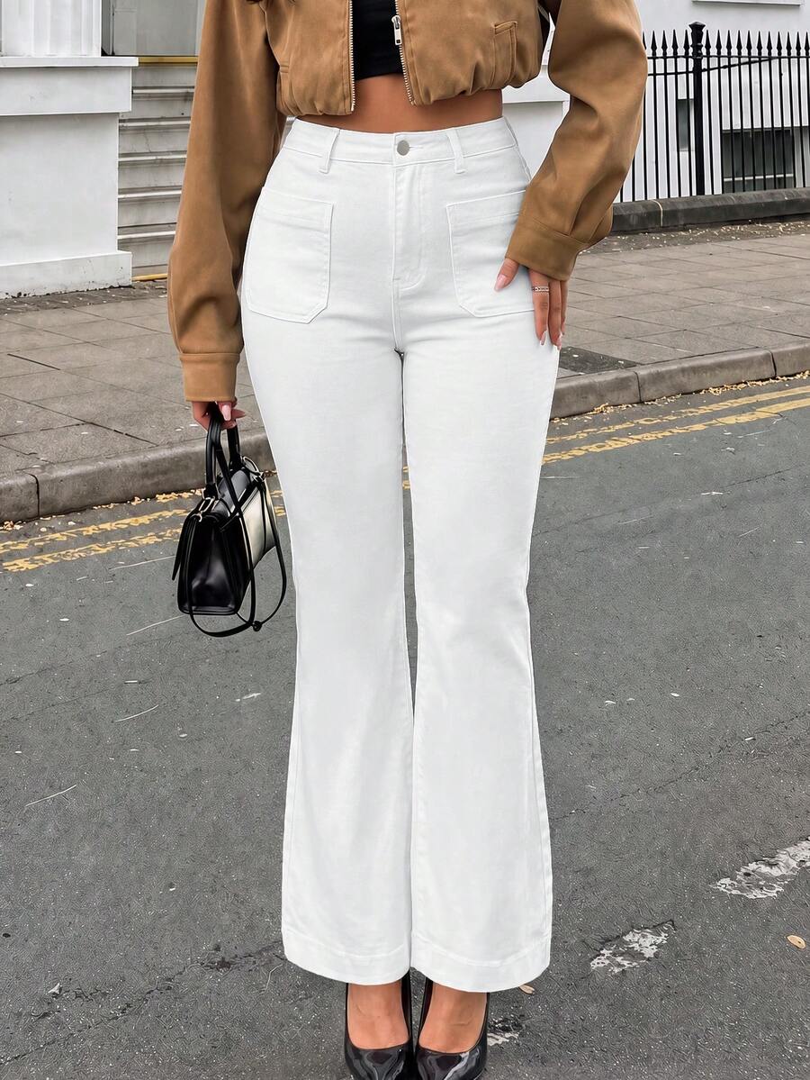 Plus-Size Women's Casual Flared Jeans With Pockets And Buttons, Perfect For Everyday Wear, Parties, Halloween, Or Dates In A Y2K Style.
