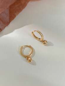 1 Pasang Anting-Anting Kecil Berbentuk Hati dari Paduan Tembaga yang Halus, Cocok untuk Pemakaian Kasual Sehari-hari Wanita - Yellow Gold - View 6