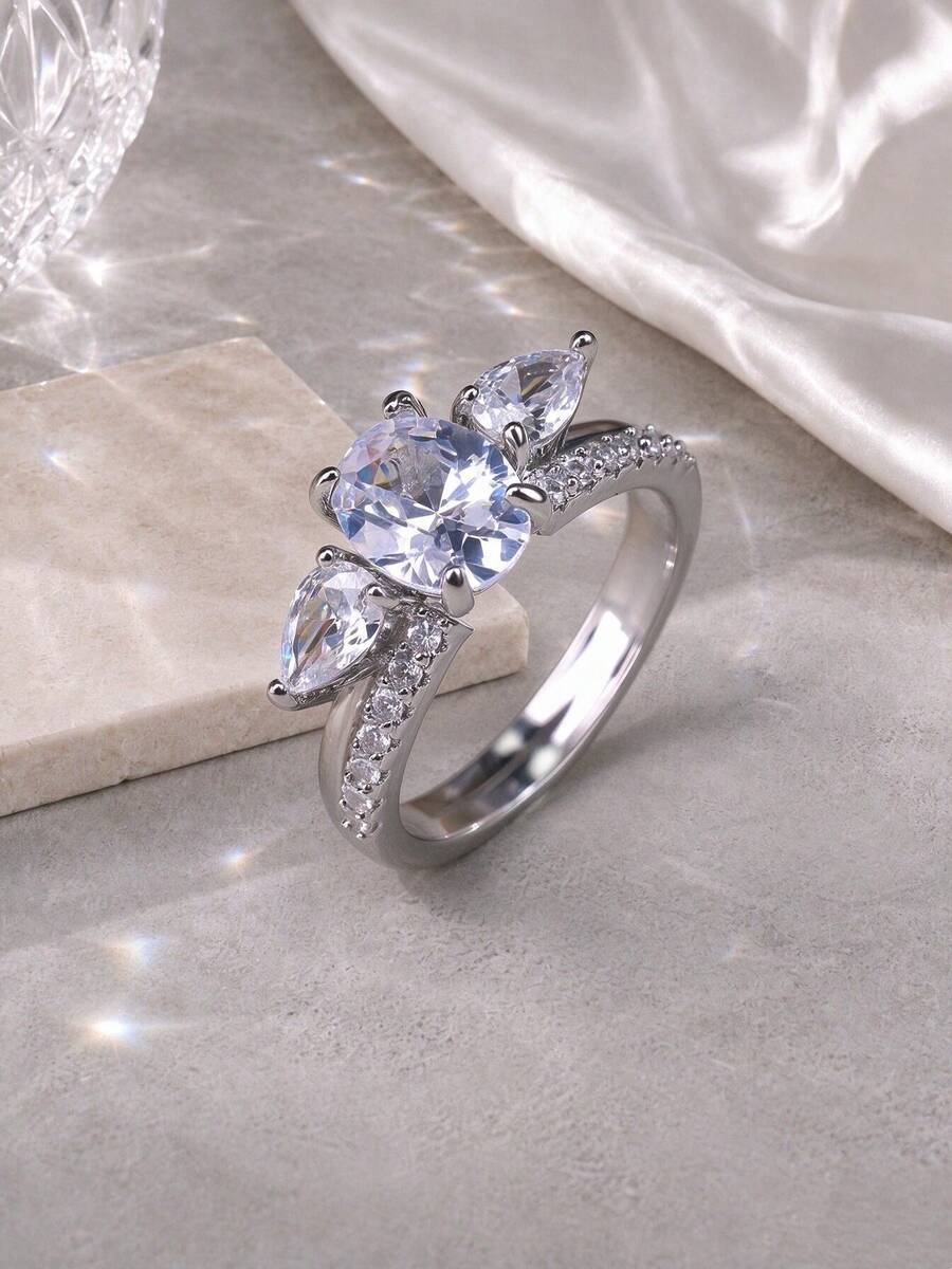 1pc Classic Three-Stone Oval Main Stone Inlaid Ring, Luxury Sparkling Women's Ring, Engagement Proposal Anniversary Jewelry Accessory, Suitable For Daily Wear, Girlfriend Best Friend Gift, Party, Gathering - Ring Set - View 1
