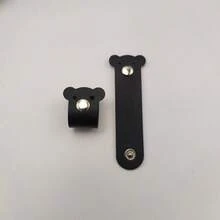 Set 2 Pengatur Kabel Kulit PU Berbentuk Beruang Lucu – Pengikat/Klip Kabel Kancing Jepret Buatan Tangan - MultiWarna - View 6