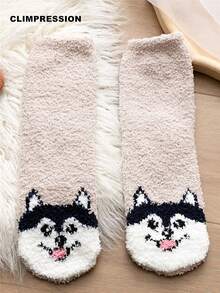 CLIMPRESSION Women's Plush Mid-Calf Socks, Cute Bear Toe Pattern Coral Fleece Socks, Soft Warm Fluffy Winter Home Sleep Floor Socks - Green - View 16