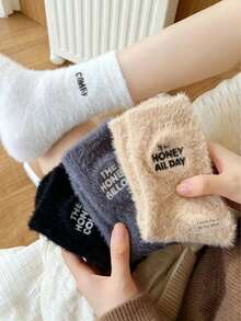 5 Pairs Women's Fuzzy Bear Pattern Mid-Calf Socks, Soft Mink Cashmere Foot Socks, Warm Fluffy Home Daily Winter Socks - Multicolor - View 3