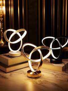 LED Clover Table Lamp, Creative Novelty Minimalist Desk Lamp, Suitable For Bedroom, Living Room, Holiday, Party, Study, Office, Birthday Gift, Desktop Decoration Lighting Atmosphere Lamp - Clover Table Lamp - View 4