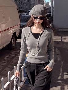 Women's Slouchy Soft V-Neck Patchwork Gray 2 In 1 Knit Sweater, Autumn/Winter College Style Elegant Design Knit Top - Grey - View 6