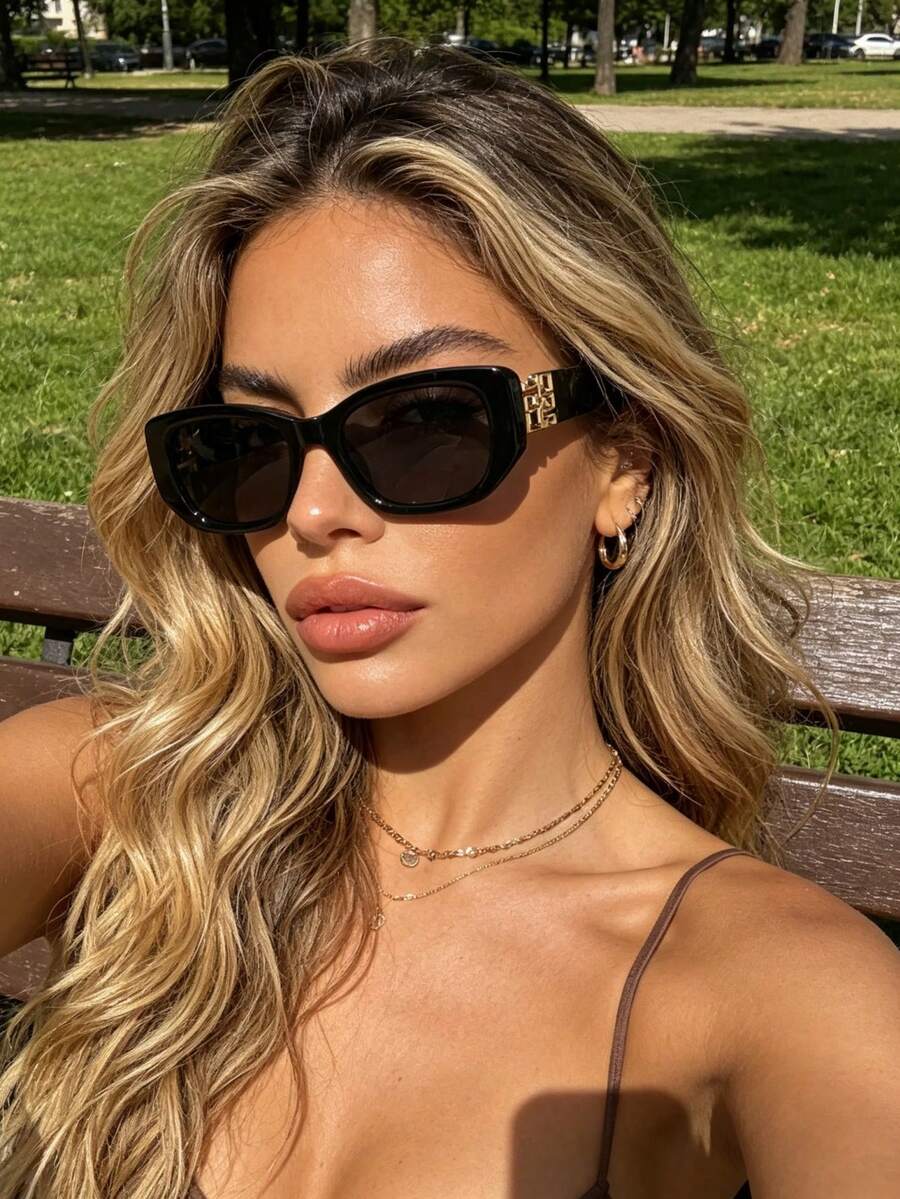 1 Pair Women's Fashion Geometric Pattern Sunglasses, Suitable For Vacation Outfits, Parties, Daily Wear, Fits All Face Shapes. - 1pc Black Frame Gray Film - View 1