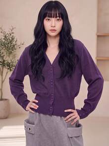 女款秋冬極簡優雅V領針織開襟毛衣 - 紫色 - 查看 1