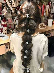 2PCS Sparkling Rhinestone Snowflake Hair Clip, Christmas Party Hair Accessory, Playful Y2K Style, Winter Braided Hair Clip, Side Clip, Bangs Clip - Silver - View 1