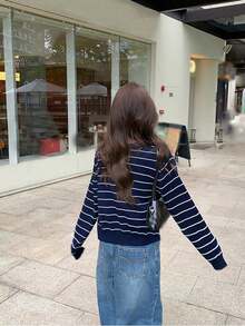 Jaket Kardigan Rajut Bergaris Biru Tua untuk Wanita, Kasual Panjang Pendek Lengan Panjang, Musim Gugur/Dingin (Garis Acak) - Warna gambar - View 4