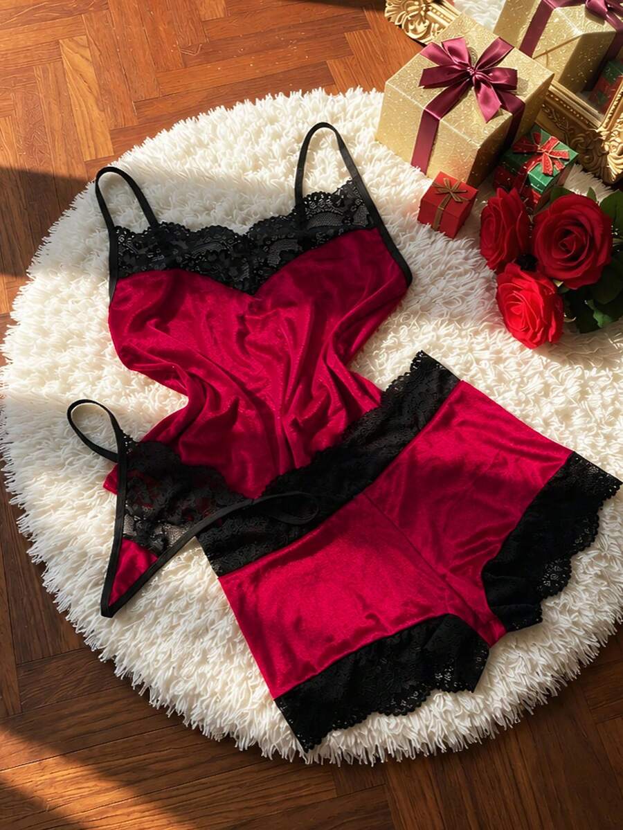 Bộ đồ ngủ sexy nhung vintage màu đỏ rượu vang, áo camisole phối ren đen, quần short và quần lót dây G-string mặc nhà - Đỏ - Xem 1
