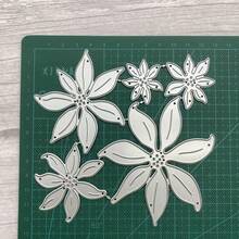 1pc Christmas Leaf Shaped Floral Metal Cutting Template, Hollow Hexagonal Flower Stacked Design, Suitable For Scrapbooking, Holiday Cards, Floral Collage, Photo Album Frame Decoration, Can Be Used For Etching Embossing Handmade Paper Craft Cutting Mold - Christmas Flowers - View 7