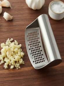 1/2pcs Stainless Steel Ring-Shaped Hand-Held Garlic Press, Manual Garlic & Ginger Crusher, Garlic Chopper, Easy To Clean, Convenient To Carry And Store, Kitchen Gadget - Silver - View 2