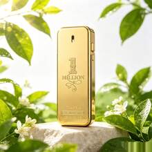 Perfume Masculino Paco Rabanne 1 Million Eau de Toilette Spray 100ml 3.4 fl.oz - Amadeirado e Terroso - Visão 6