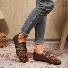 Vintage Patchwork Faux Split Toe Flat Shoes For Women, Autumn New Versatile Square Toe Comfortable Fashion Slip-On Double Buckle Loafers - Brown Leopard Print - View 5
