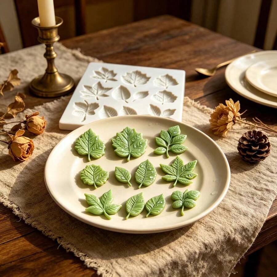 قالب سيليكون ثلاثي الأبعاد على شكل ورقة القيقب - شمعة علاج عطري DIY، جبس، صابون يدوي، قالب راتنج، قالب صب ورقة واقعية، ديكور العطلات، هدية تذكارية، أداة حرف يدوية - قالب أوراق شجر رمادي - مشاهدة 1