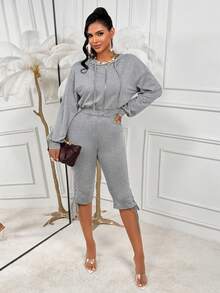 Women's Gray 2 Pieces Matching Set, Cropped Zip-Up Hoodie & Drawstring Hem Capri Pants, Casual Fall Outfit For Travel & Daily Wear - Grey - View 7