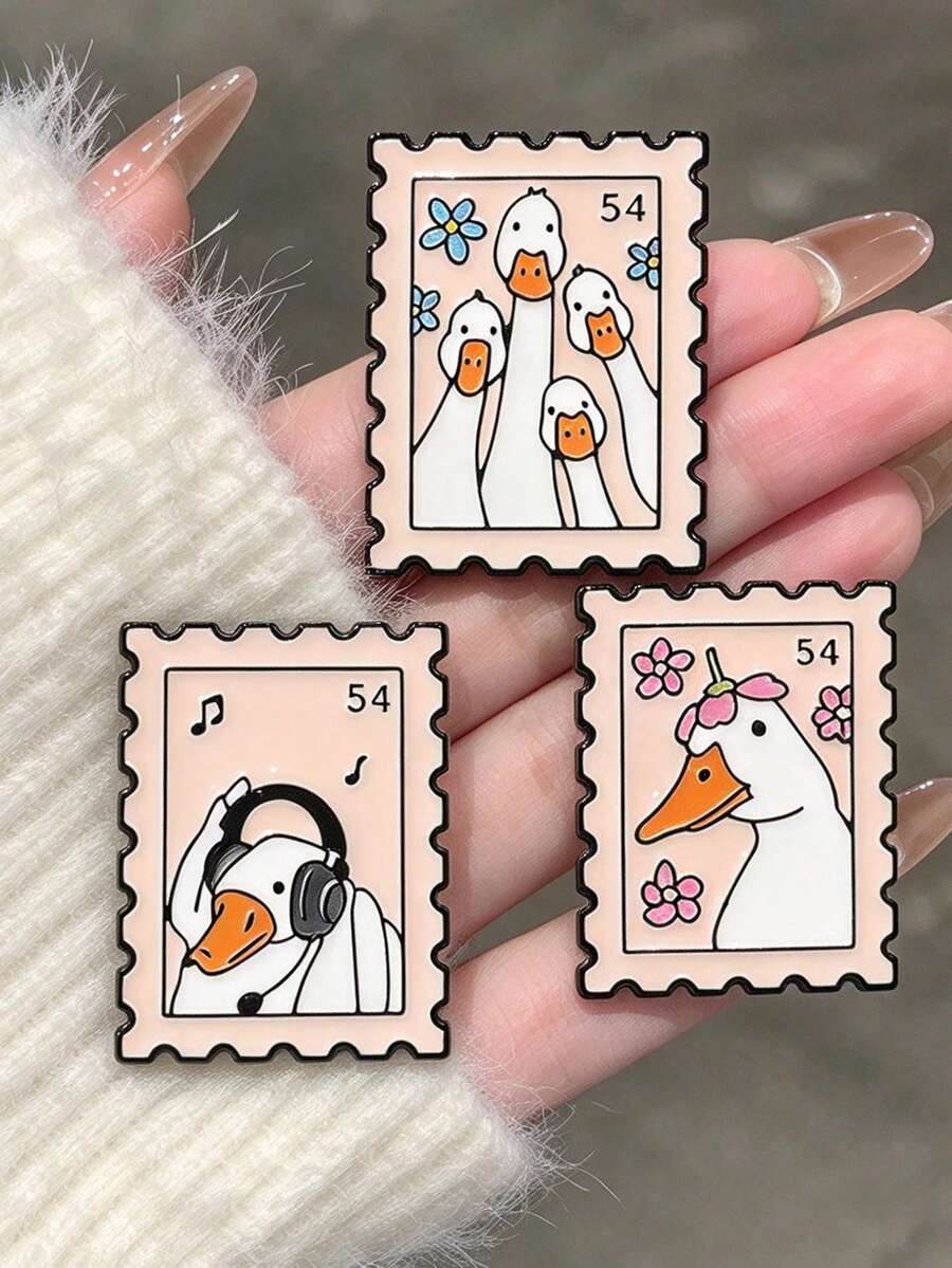 QIHOO 1pc Cute Duck Enamel Brooch Set, Cartoon Goose Lapel Pin, Funny Animal Brooch For Backpack, Clothing, Jewelry Decoration Gift - Multicolor - View 1
