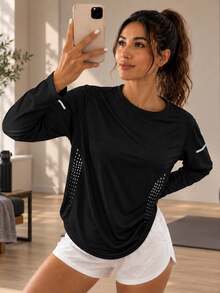 Women's Black Long Sleeve Top With Breathable Side Panels And Reflective Sleeve Detail, Slim Fit Running Shirt - Black - View 7