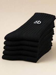 Women's Mid-Calf Socks, 1/5/10/20 Pairs, Black And White Letter Pattern Design. These Socks Are Made Of Durable, Moisture-Wicking Sports Style Long Socks, Which Can Meet Daily Wear Needs And Cope With Humid Weather In Spring And Summer, Making Them Versatile Fashion Items Suitable For Various Occasions. - Multicolor - View 7