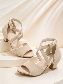 1 Pair Girls Chunky Heel Sandals, Matte PU Cross-Woven Decor, Round Toe Open Toe Flat Non-Slip Design, Simple Versatile Classic Elegant High Heel Sandals Suitable For Daily Campus And Party - Apricot - View 1