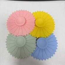 1pc Reusable Sunflower Silicone Cup Lid, Creative Sunflower Shaped Silicone Cup Lid, Leak-Proof, Dust-Proof, Heat-Insulating, Dust-Proof Heat-Insulating Mug Lid, Ideal Gift For Friends And Family, Perfect Accessory For Cups And Tableware - Multicolor - View 12