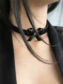 1pc Women's Black Niche Personalized Butterfly Punk Choker, PU Leather Necklace Strap, Suitable For Daily, Party, Rave Party, Music Festival And Other Occasions - Black - View 1